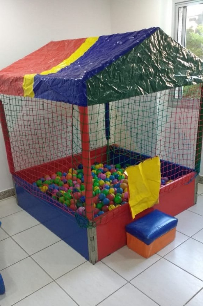 Piscina_de_Bolinha_Tipo_Casinha